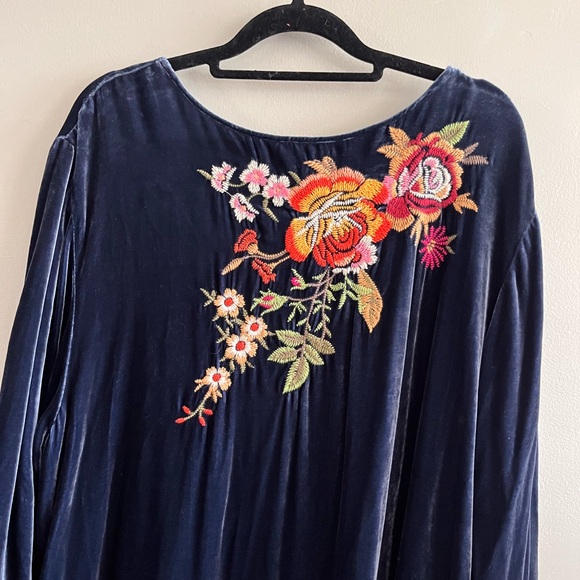 Johnny Was Embroidered‎ Silk Velvet Michelle Tunic Dress Blue Floral - Picture 6 of 7
